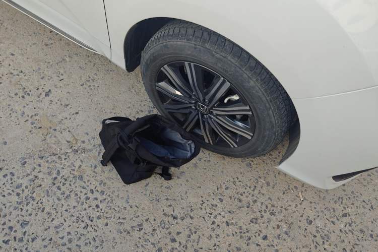 Used Honda Odyssey 2022 2.0L eHEV Sharp Enjoyment Edition Right Front Wheel Hub