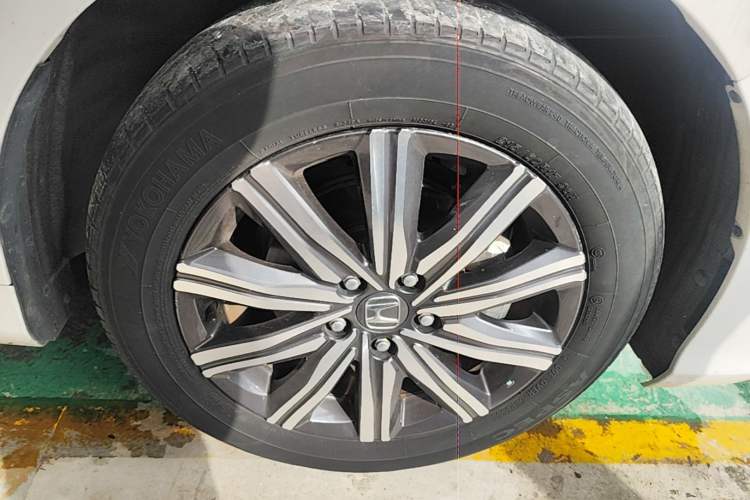 Used Honda Odyssey 2022 2.0L eHEV Sharp Enjoyment Edition Right Front Wheel Hub