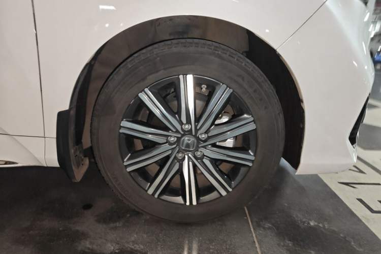 Used Honda Odyssey 2022 2.0L eHEV Sharp Enjoyment Edition Right Front Wheel Hub