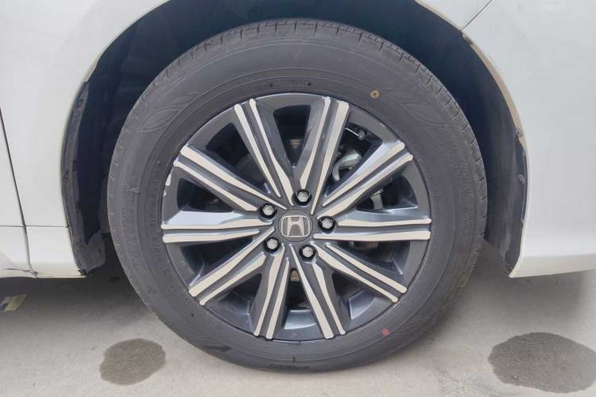 Used Honda Odyssey 2022 2.0L eHEV Sharp Enjoyment Edition Right Front Wheel Hub