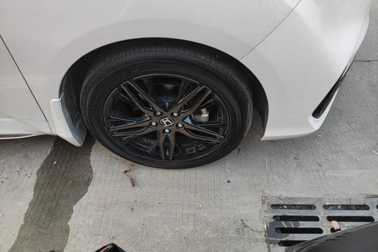 Used Honda Odyssey 2022 2.0L eHEV Sharp Enjoyment Edition Right Front Wheel Hub
