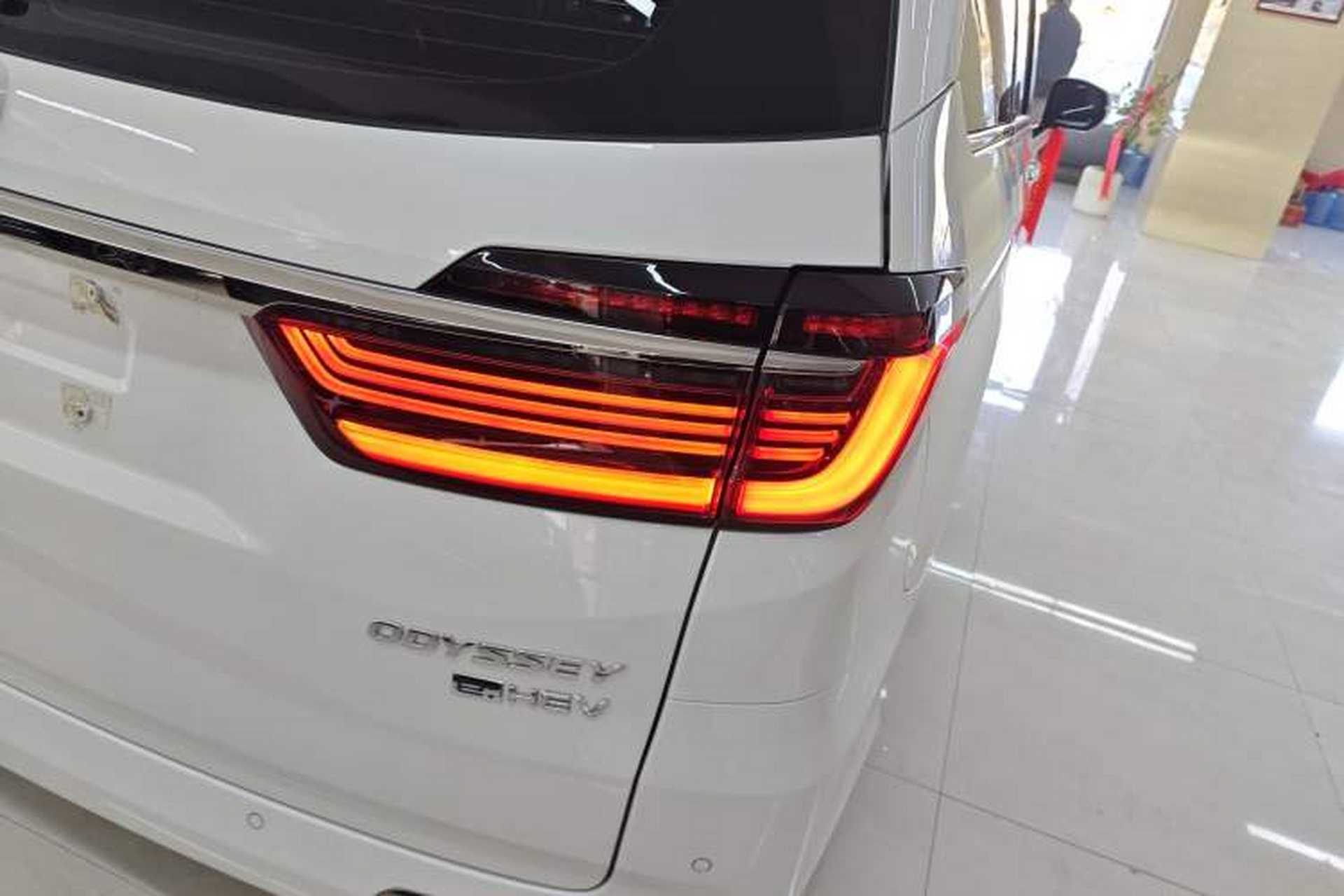 Used Honda Odyssey 2022 2.0L eHEV Sharp Enjoyment Edition Right Rear Taillight