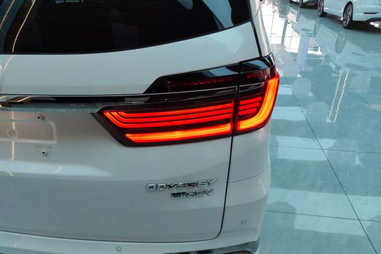 Used Honda Odyssey 2022 2.0L eHEV Sharp Enjoyment Edition Right Rear Taillight
