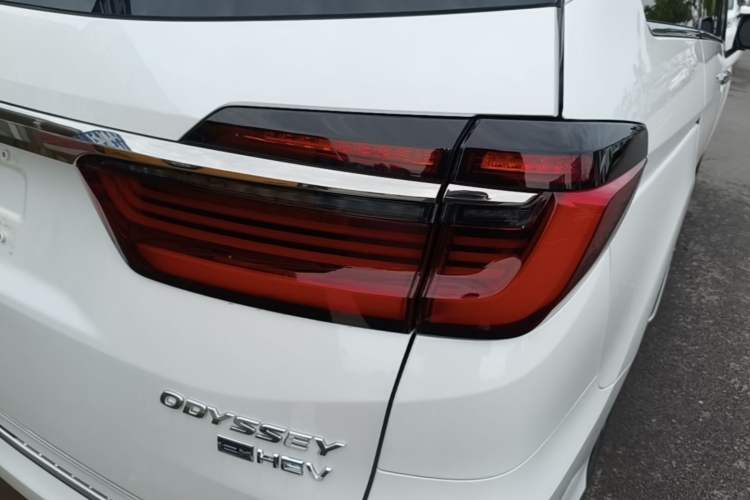 Used Honda Odyssey 2022 2.0L eHEV Sharp Enjoyment Edition Right Rear Taillight