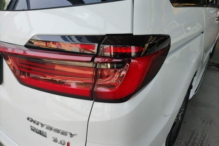 Used Honda Odyssey 2022 2.0L eHEV Sharp Enjoyment Edition Right Rear Taillight