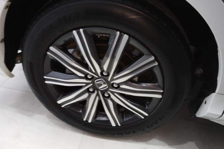 Used Honda Odyssey 2022 2.0L eHEV Sharp Enjoyment Edition Right Rear Wheel Hub