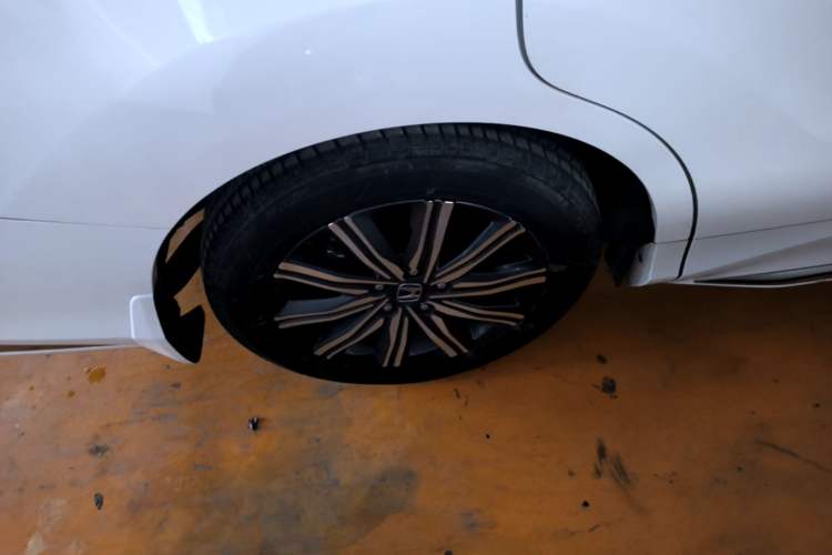 Used Honda Odyssey 2022 2.0L eHEV Sharp Enjoyment Edition Right Rear Wheel Hub