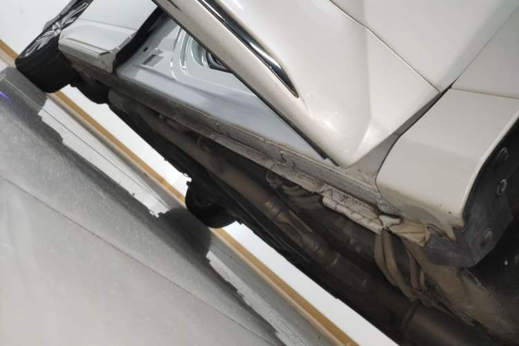 Used Honda Odyssey 2022 2.0L eHEV Sharp Enjoyment Edition Right Side Sill