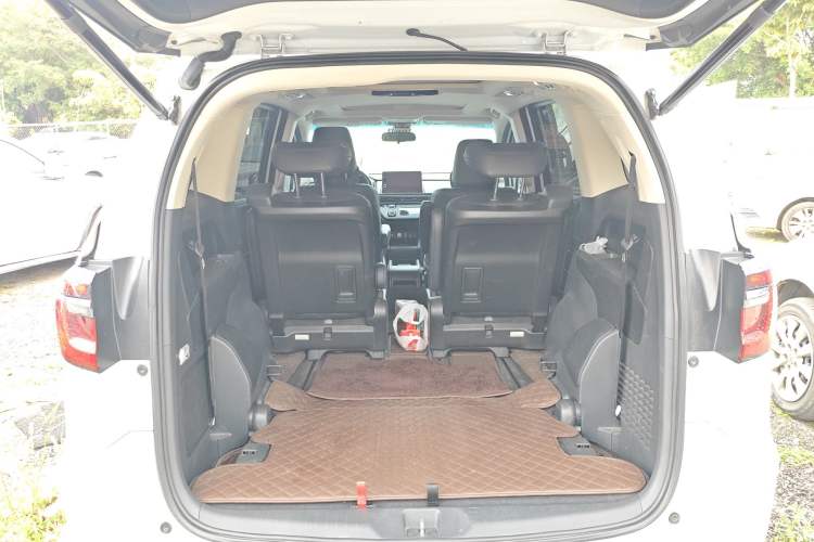 Used Honda Odyssey 2022 2.0L eHEV Sharp·Luxury Edition Trunk
