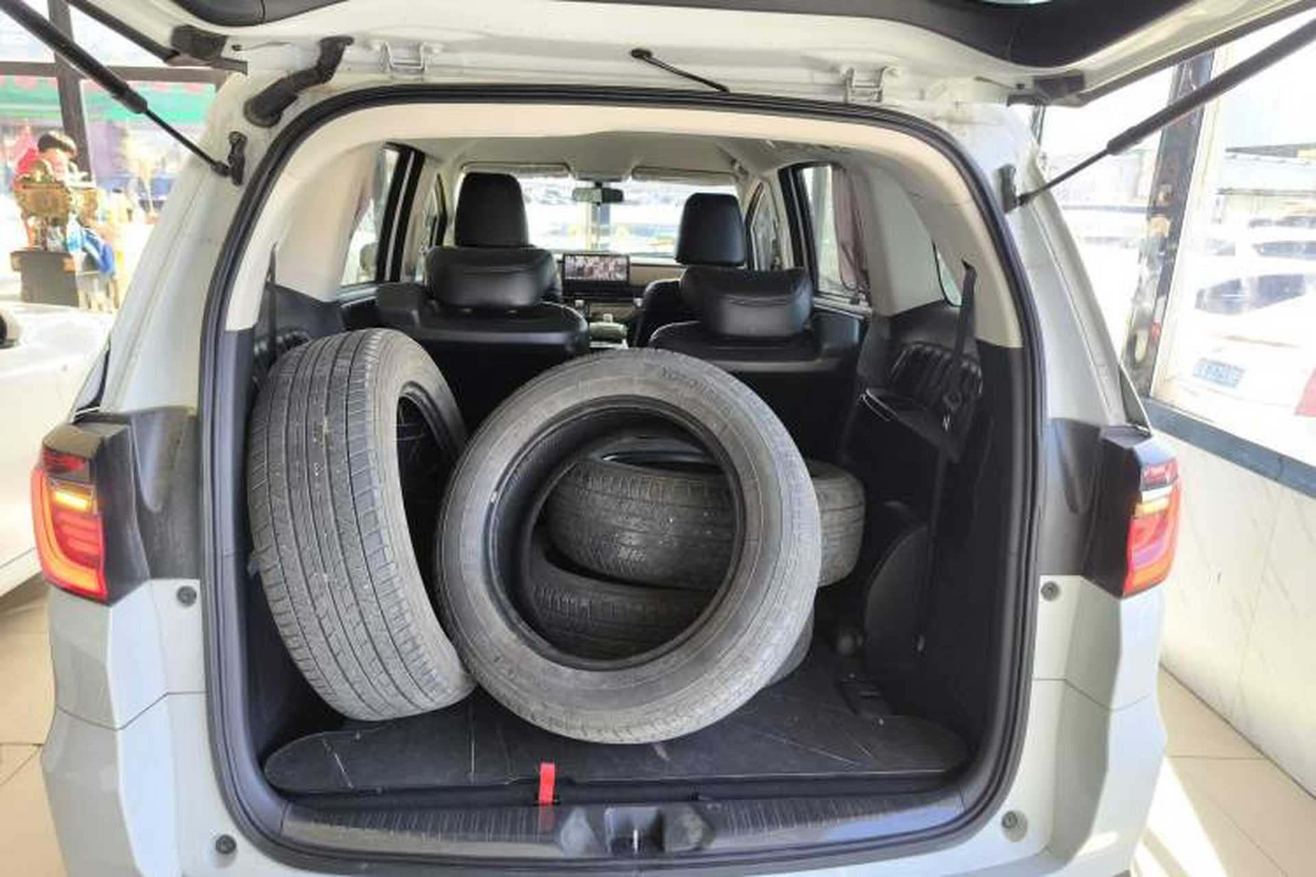 Used Honda Odyssey 2022 2.0L eHEV Sharp Enjoyment Edition Trunk
