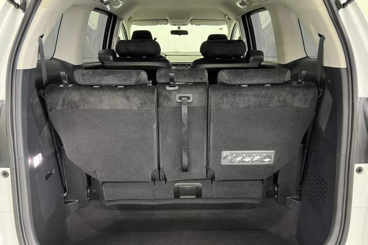 Used Honda Odyssey 2022 2.0L eHEV Sharp Enjoyment Edition Trunk