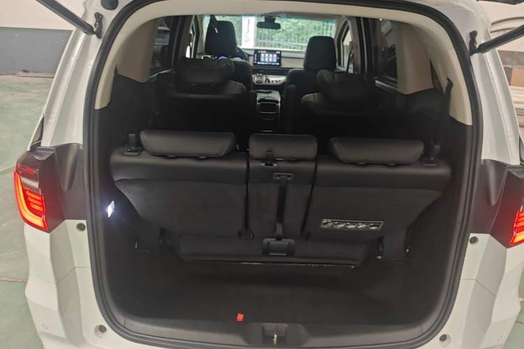 Used Honda Odyssey 2022 2.0L eHEV Sharp·Luxury Edition Trunk