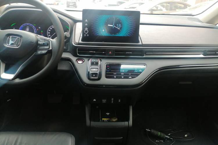 Used Honda Odyssey 2024 2.0L eHEV Sharp & Smart Edition Audio And AC Panel