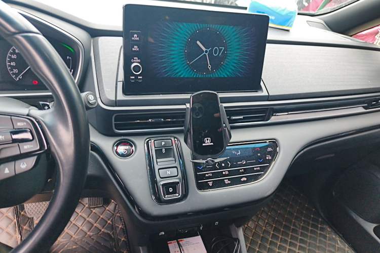 Used Honda Odyssey 2024 2.0L eHEV Sharp – Supreme Edition Audio And AC Panel