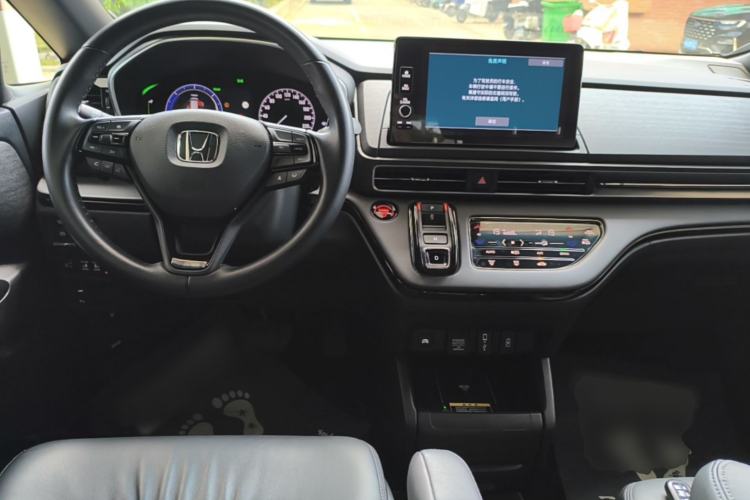 Used Honda Odyssey 2024 2.0L eHEV Sharp·Luxury Edition Center Console