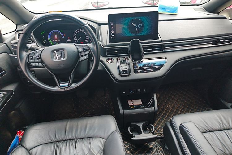 Used Honda Odyssey 2024 2.0L eHEV Sharp – Supreme Edition Center Console