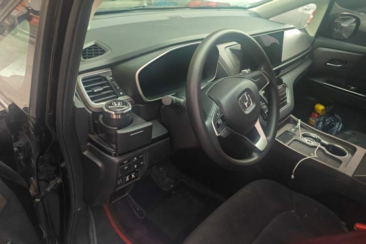 Used Honda Odyssey 2024 2.0L eHEV Sharp & Enjoy Edition Driver Seat