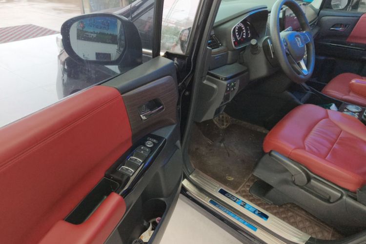 Used Honda Odyssey 2024 2.0L eHEV Sharp & Enjoy Edition Driver Seat