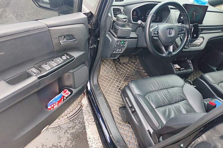 Used Honda Odyssey 2024 2.0L eHEV Sharp – Supreme Edition Driver Seat