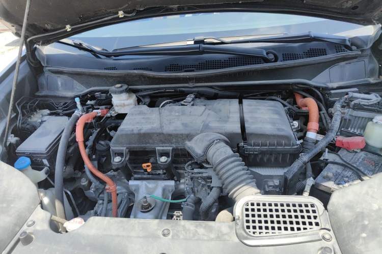 Used Honda Odyssey 2024 2.0L eHEV Sharp & Smart Edition Engine Bay