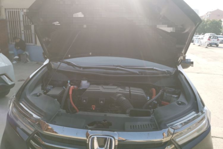 Used Honda Odyssey 2024 2.0L eHEV Sharp & Enjoy Edition Engine Bay