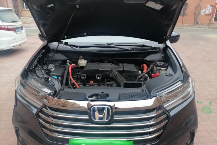 Used Honda Odyssey 2024 2.0L eHEV Sharp & Smart Edition Engine Bay
