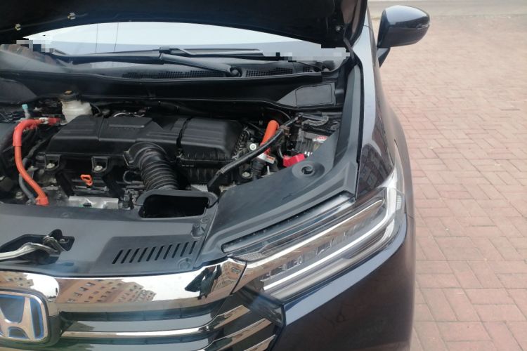 Used Honda Odyssey 2024 2.0L eHEV Sharp & Smart Edition Engine Bay Left