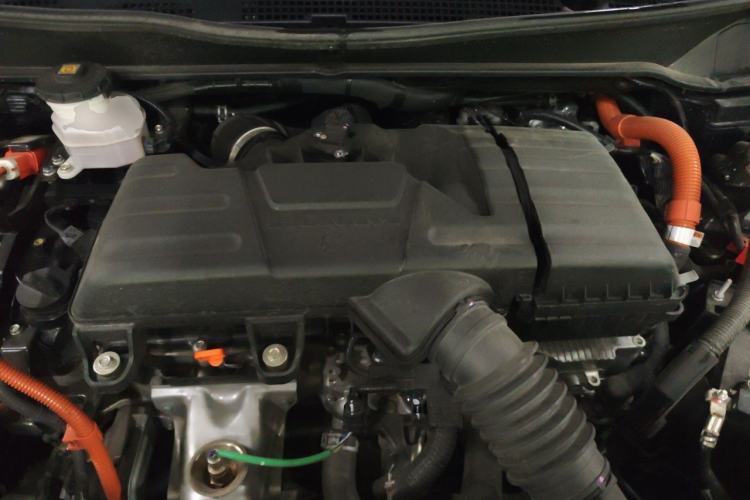 Used Honda Odyssey 2024 2.0L eHEV Sharp & Smart Edition Engine Bay