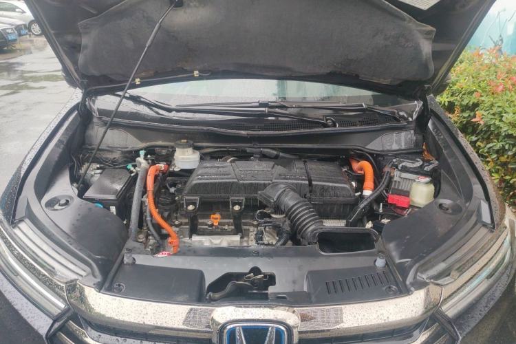 Used Honda Odyssey 2024 2.0L eHEV Sharp & Smart Edition Engine Bay