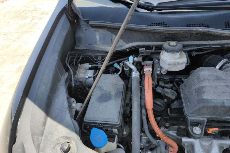 Used Honda Odyssey 2024 2.0L eHEV Sharp & Smart Edition Engine Bay Right