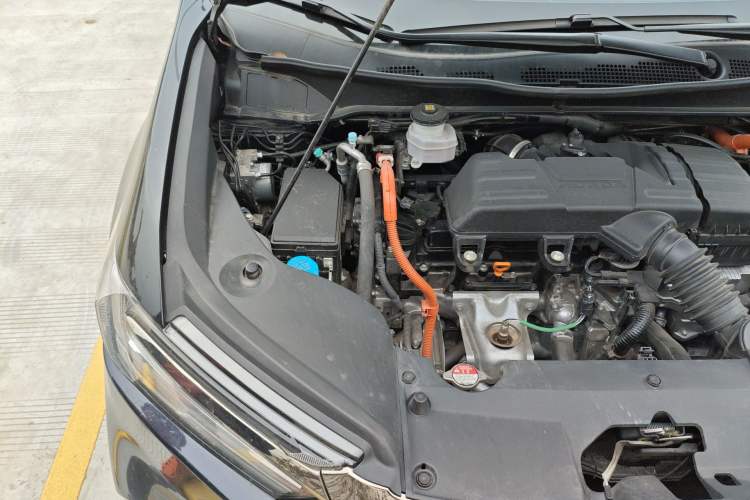 Used Honda Odyssey 2024 2.0L eHEV Sharp & Enjoy Edition Engine Bay Right