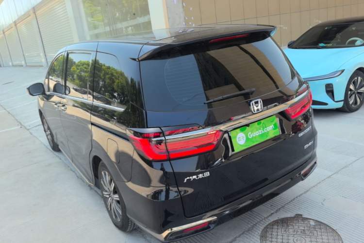 Used Honda Odyssey 2024 2.0L eHEV Sharp & Enjoy Edition Exterior 2