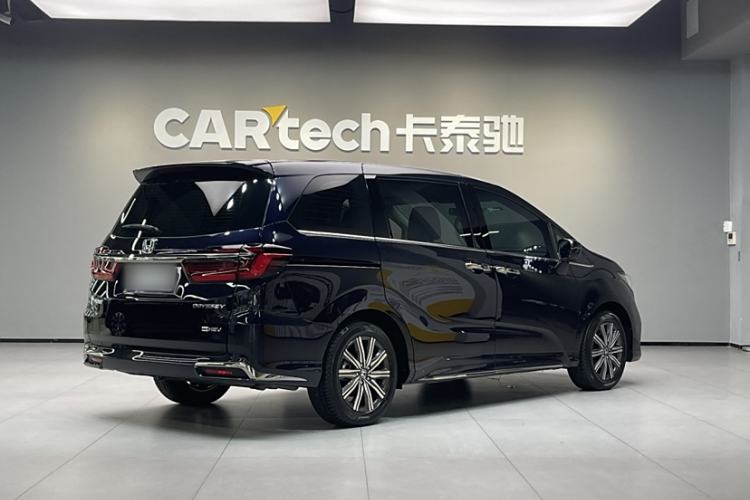 Used Honda Odyssey 2024 2.0L eHEV Sharp & Enjoy Edition Exterior 4