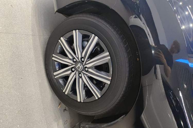 Used Honda Odyssey 2024 2.0L eHEV Sharp·Leading Edition Exterior 4