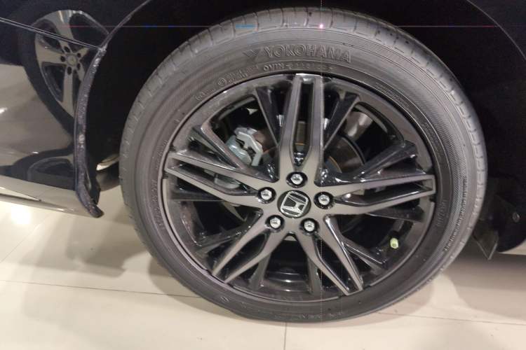 Used Honda Odyssey 2024 2.0L eHEV Sharp·Luxury Edition Exterior 8