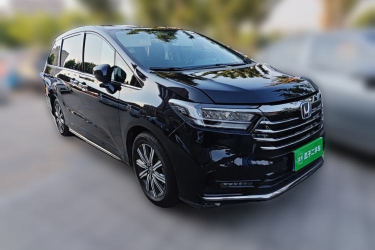 Used Honda Odyssey 2024 2.0L eHEV Sharp & Enjoy Edition Front Right 45 Deg