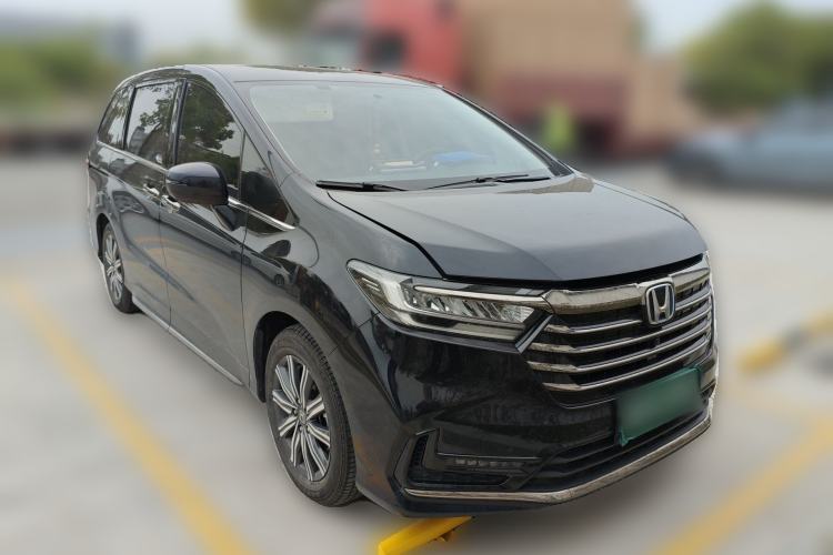 Used Honda Odyssey 2024 2.0L eHEV Sharp & Enjoy Edition Front Right 45 Deg