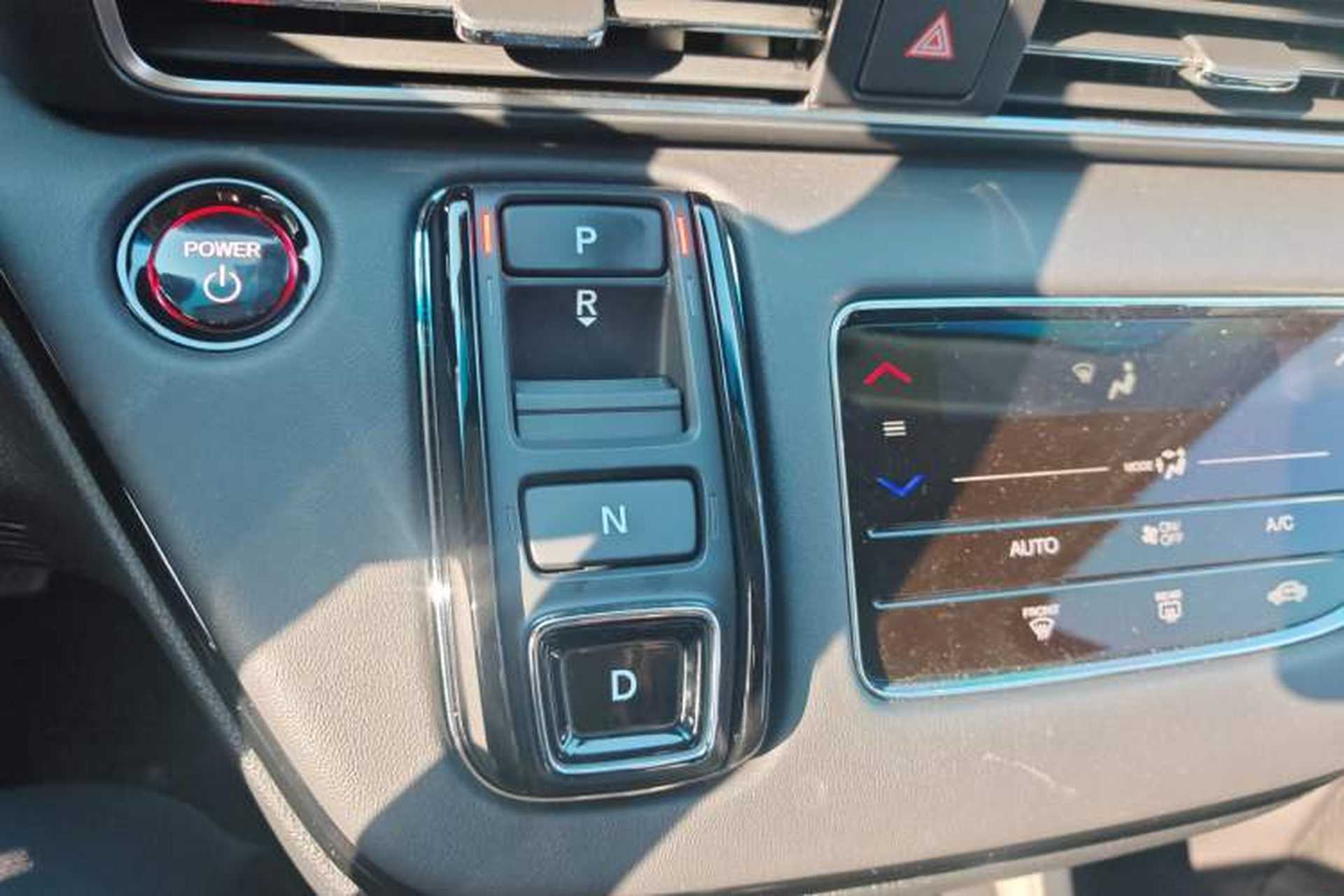 Used Honda Odyssey 2024 2.0L eHEV Sharp & Smart Edition Gear Lever