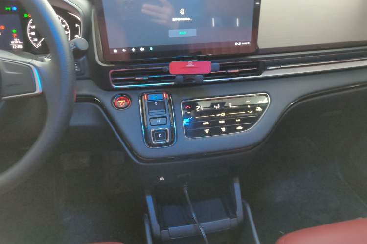 Used Honda Odyssey 2024 2.0L eHEV Sharp & Enjoy Edition Gear Lever
