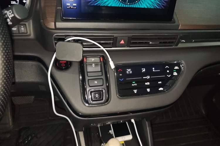 Used Honda Odyssey 2024 2.0L eHEV Sharp & Smart Edition Gear Lever