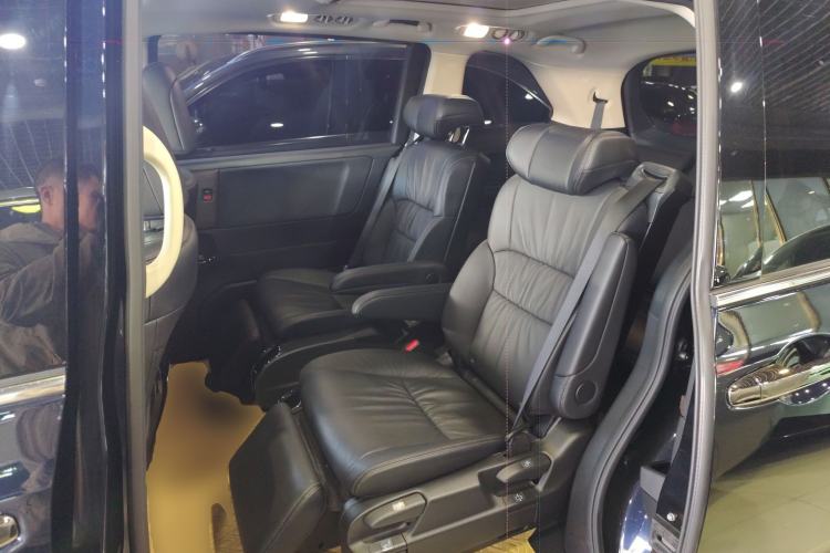 Used Honda Odyssey 2024 2.0L eHEV Sharp·Luxury Edition Interior 4