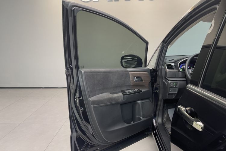 Used Honda Odyssey 2024 2.0L eHEV Sharp & Enjoy Edition Interior 8