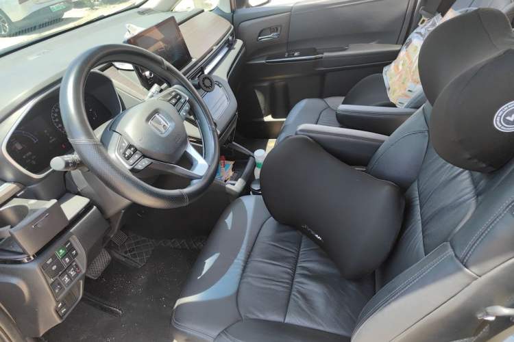 Used Honda Odyssey 2024 2.0L eHEV Sharp & Smart Edition Left Front Seat