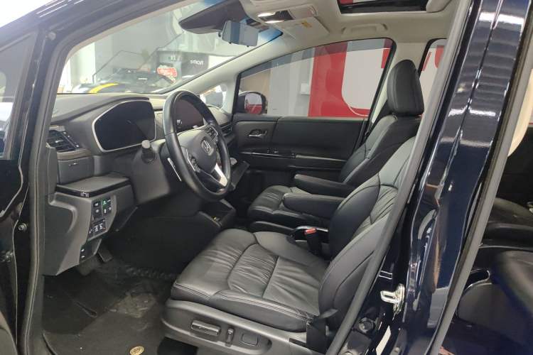 Used Honda Odyssey 2024 2.0L eHEV Sharp·Leading Edition Left Front Seat