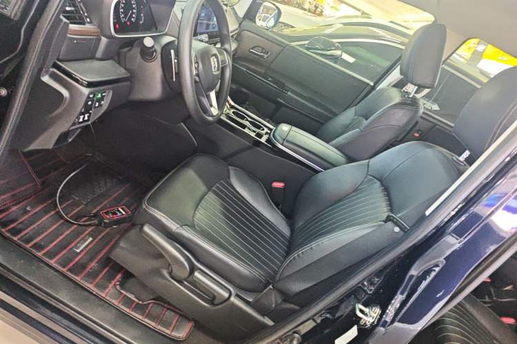 Used Honda Odyssey 2024 2.0L eHEV Sharp & Enjoy Edition Left Front Seat
