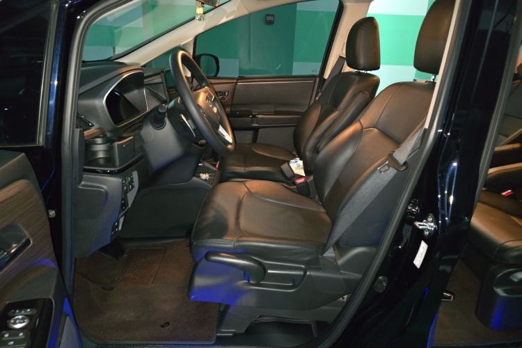 Used Honda Odyssey 2024 2.0L eHEV Sharp & Enjoy Edition Left Front Seat