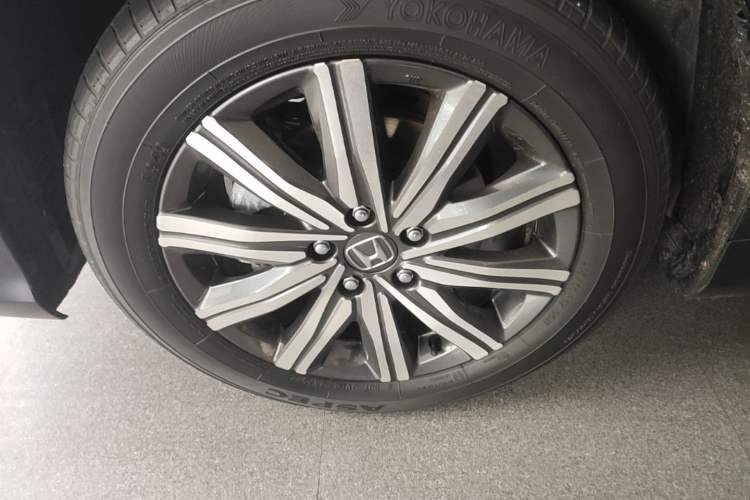 Used Honda Odyssey 2024 2.0L eHEV Sharp & Enjoy Edition Left Front Wheel Hub