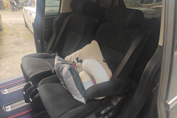 Used Honda Odyssey 2024 2.0L eHEV Sharp & Enjoy Edition Left Rear Seat
