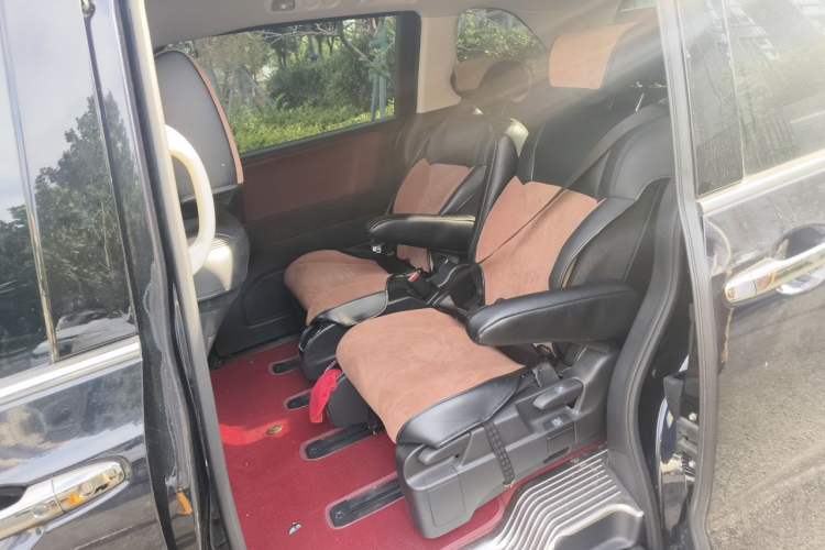Used Honda Odyssey 2024 2.0L eHEV Sharp & Enjoy Edition Left Rear Seat