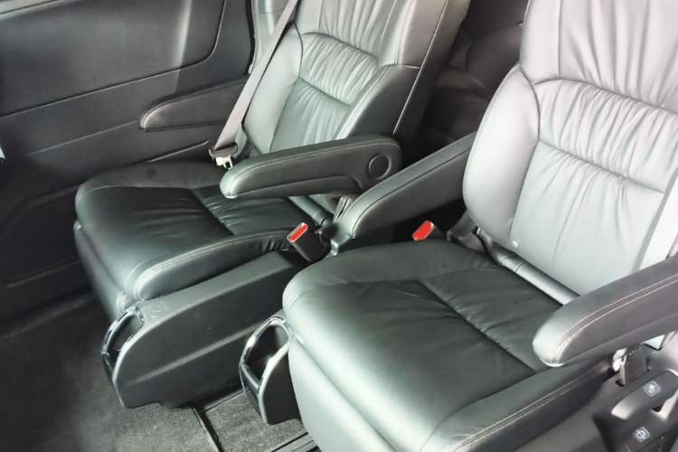 Used Honda Odyssey 2024 2.0L eHEV Sharp·Luxury Edition Left Rear Seat